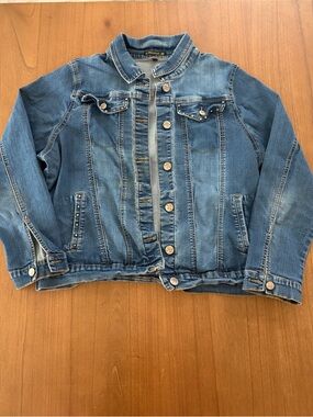 Diverso Studded Denim Jacket